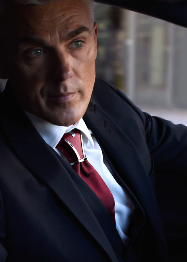 Haston Collection – 首元に輝くネクタイ専用チタン製ハンドクラフト